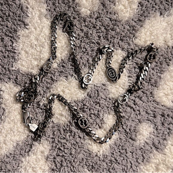 Gucci Cuban Chain Necklace with GG logo details. 16in chain. UNISEX - Picture 3 of 5
